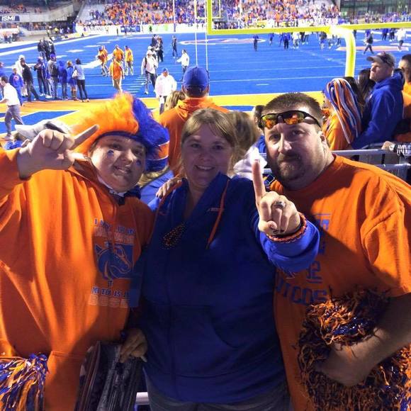 Meet your Posher, Stephanie - Picture 1 of 1